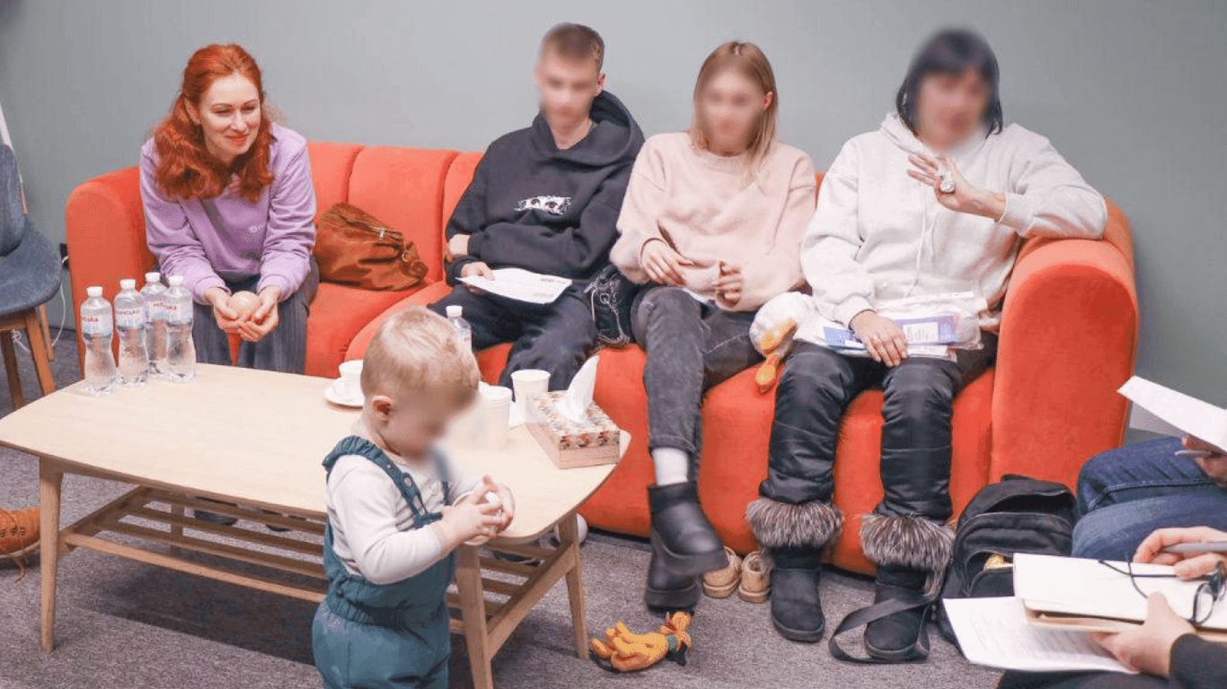 Five more Ukrainian children have been returned from Russian occupation.